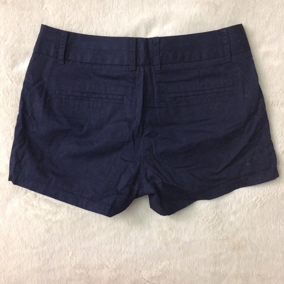 Navy J Crew broken-in 3” chino shorts - Picture 2 of 5